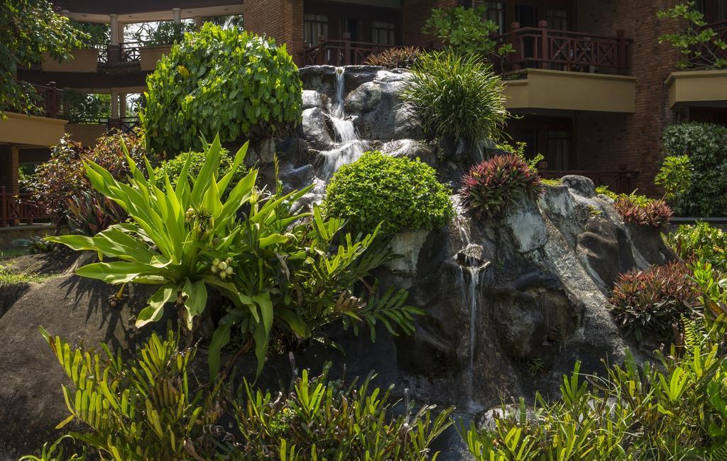 Royal Palms Beach Hotel Kalutara Buitenkant foto