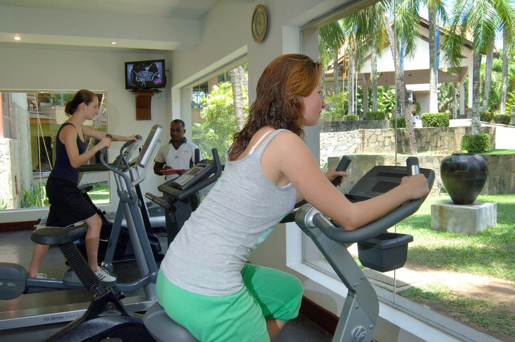 Royal Palms Beach Hotel Kalutara Buitenkant foto